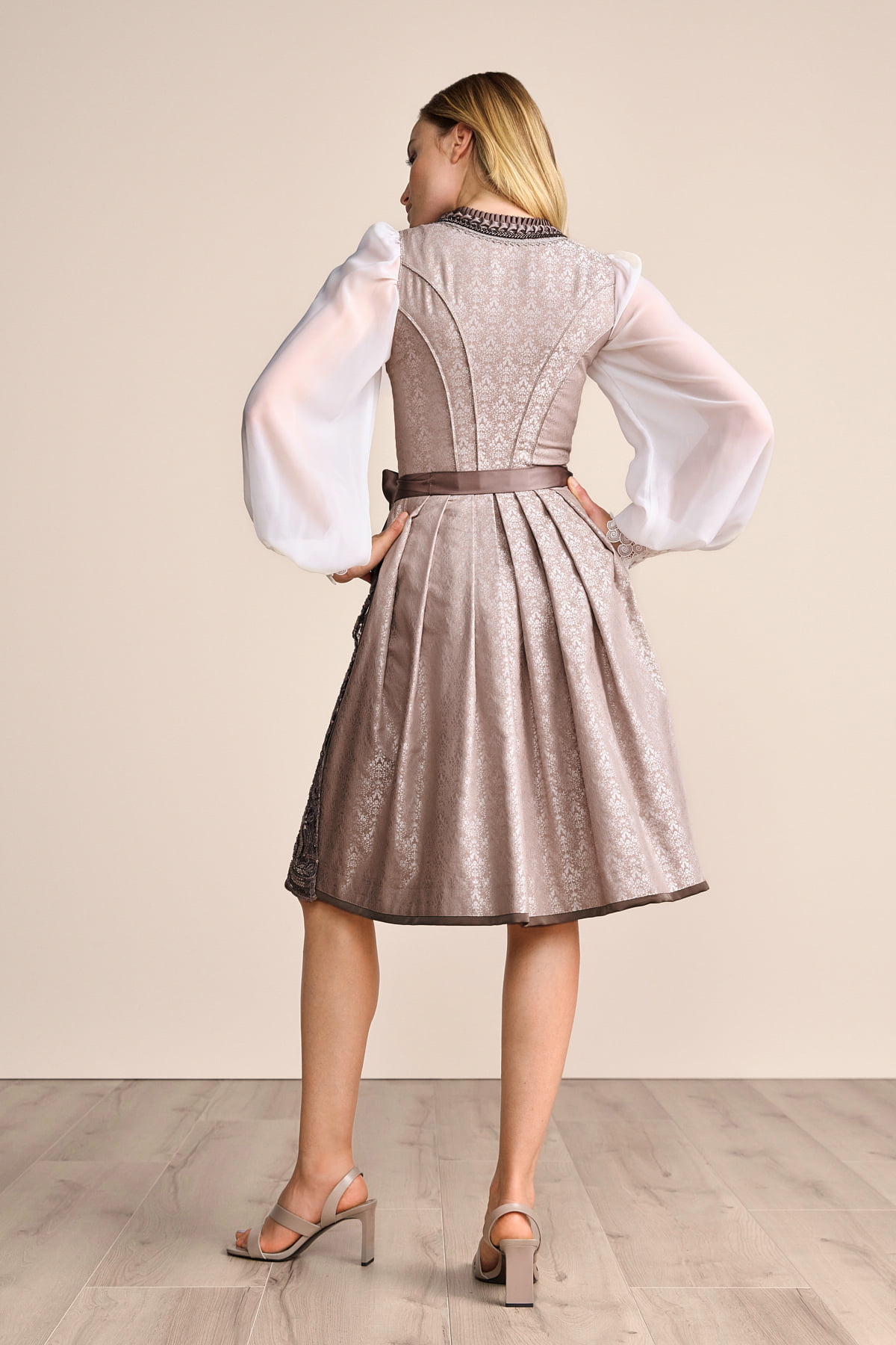 Dirndl Jolene 60cm main image 0