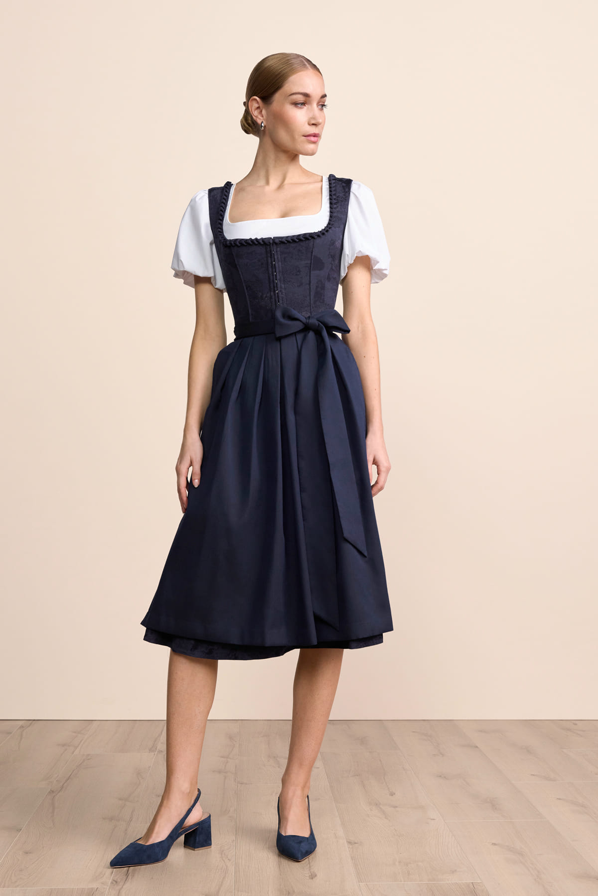 Dirndl Calyssia (70cm)