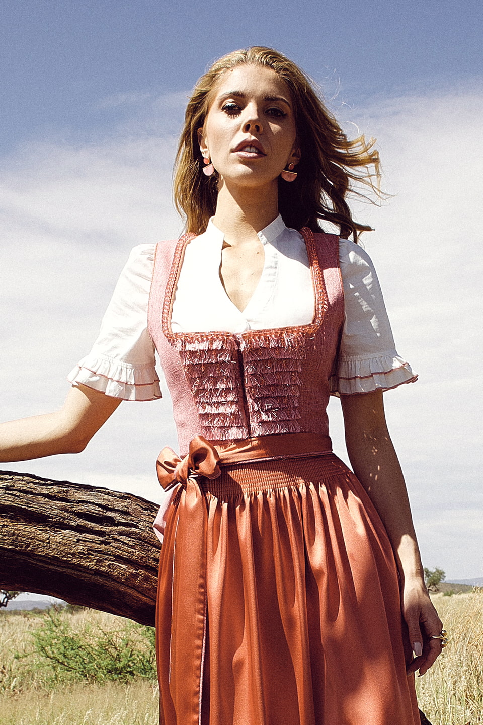 Dirndlbluse Nzuri