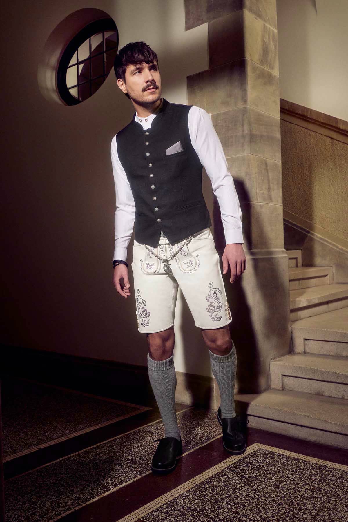 Lederhose Evan mit Gürtel