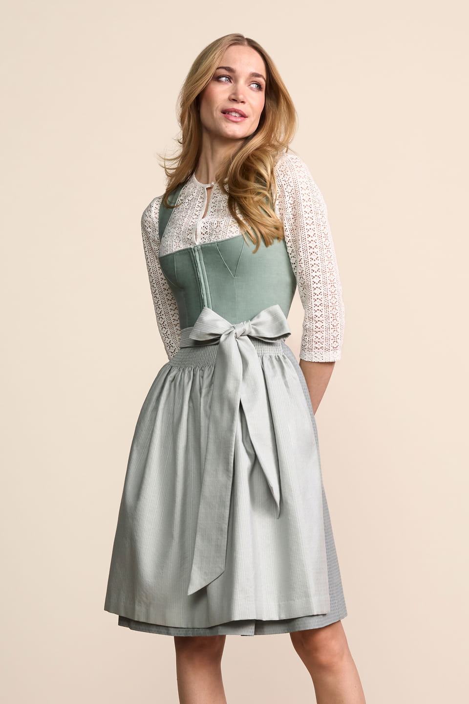 Dirndl Virelia (60cm)