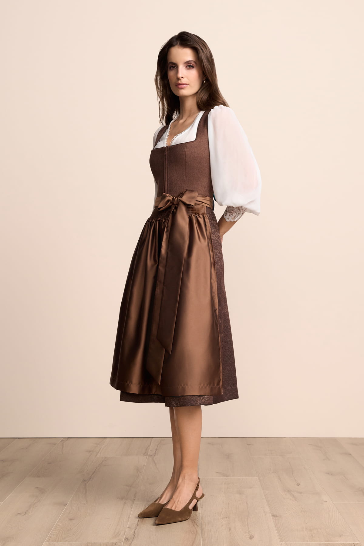 Dirndl Elorinae (70cm)