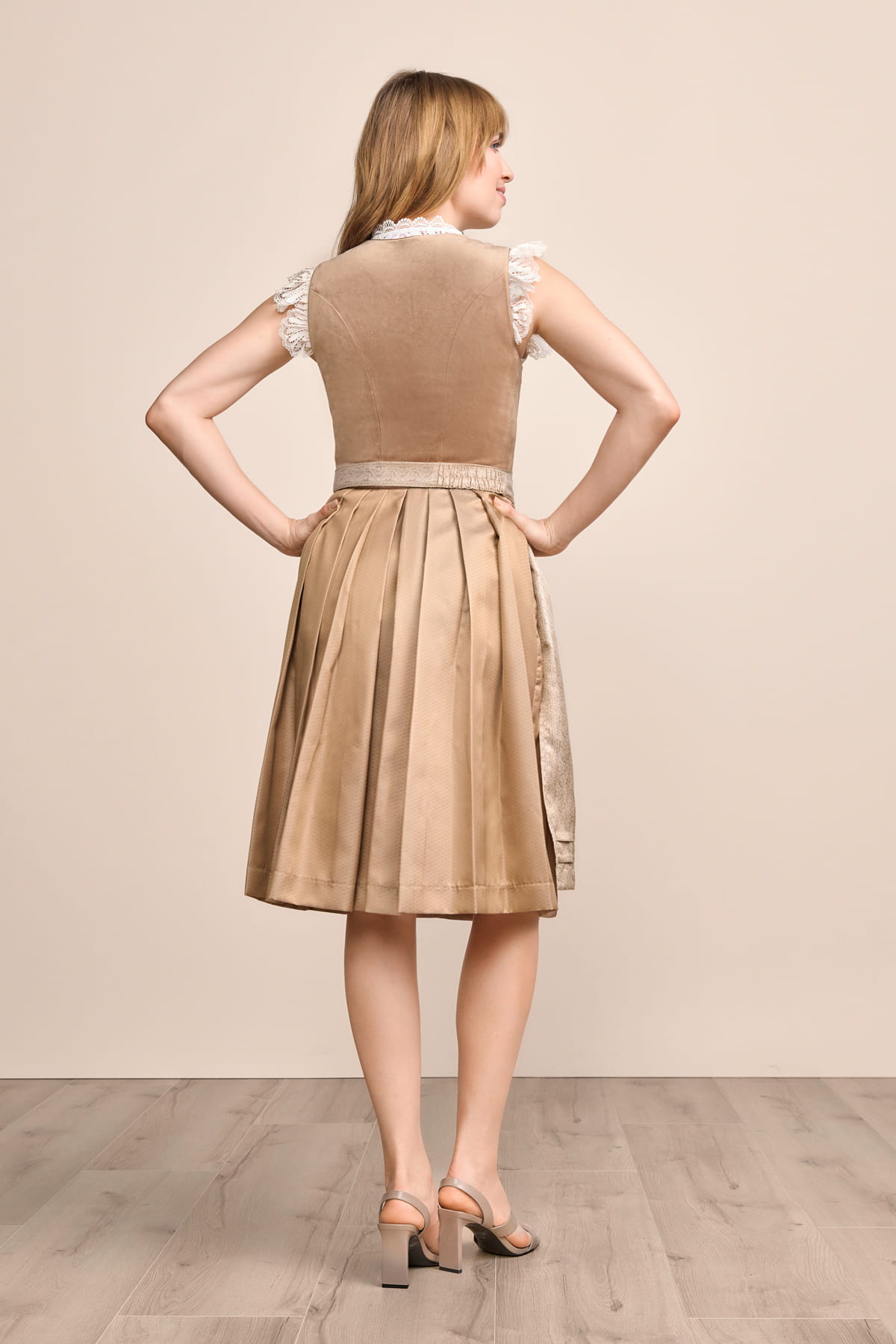 Dirndl Aurela (60cm)