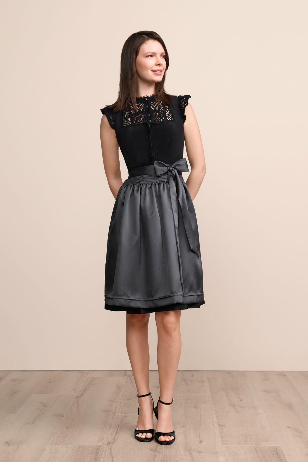 Dirndl Calista (60cm)