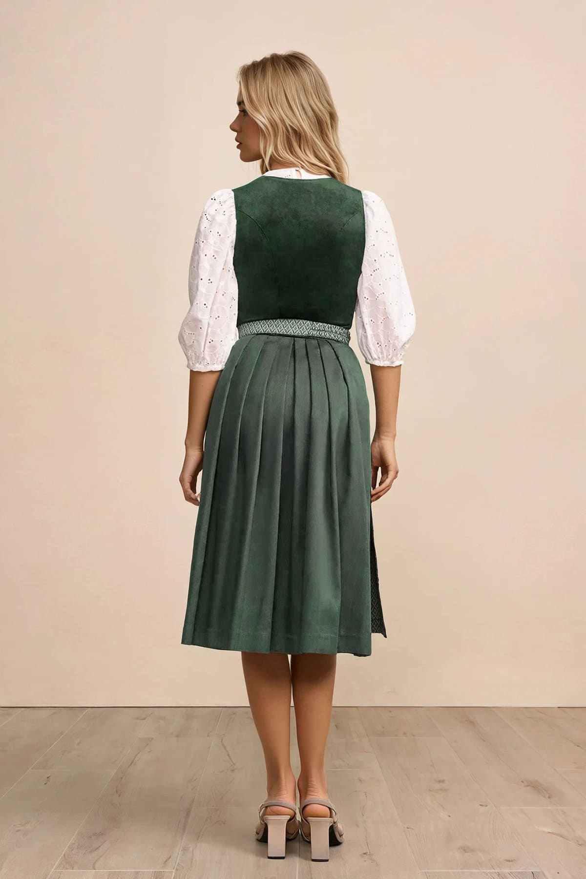 Dirndl Alisha (70cm)