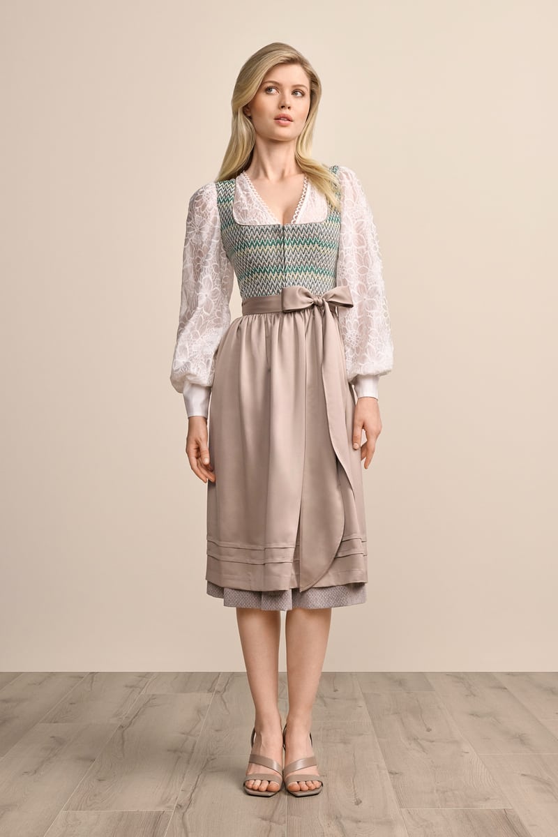 Dirndl Neah (70cm)