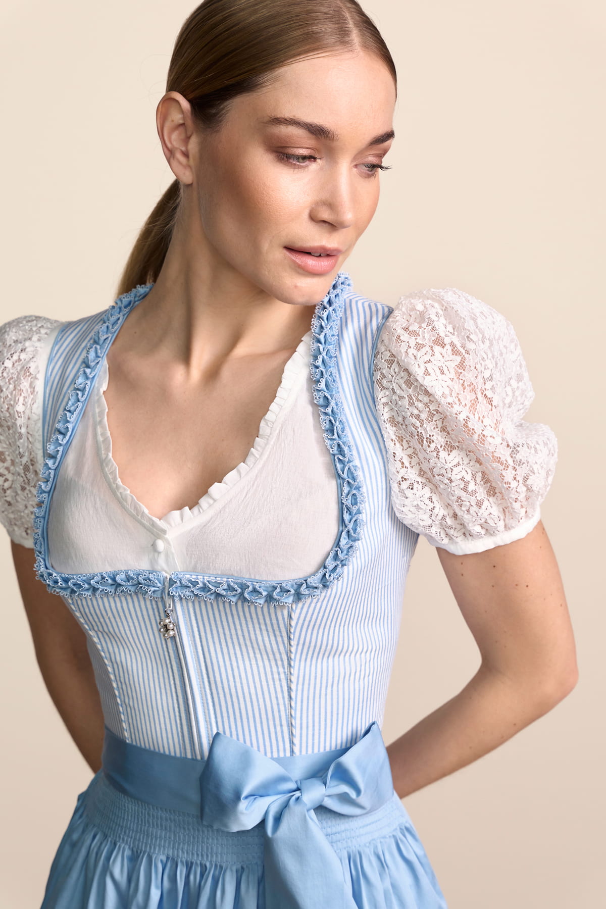 Dirndl Arwen (70cm)
