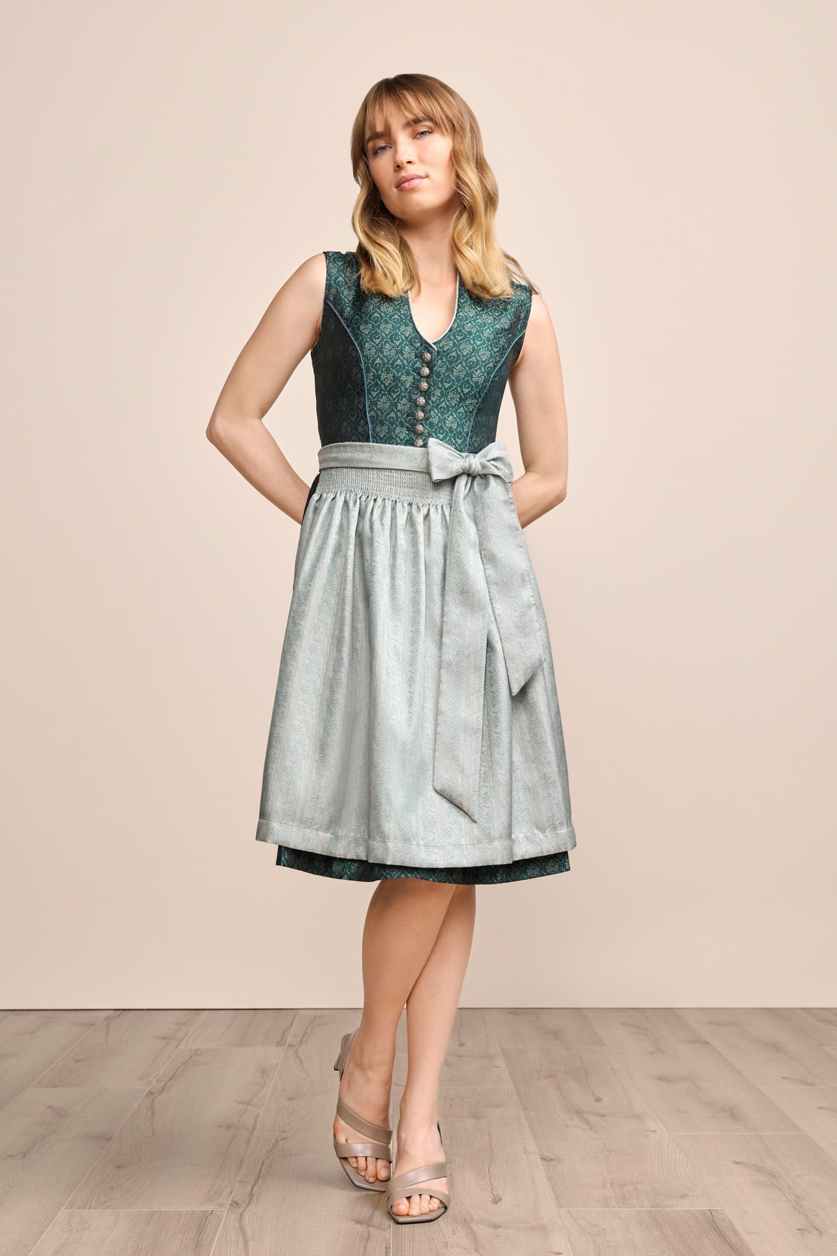 Dirndl Inja (60cm)