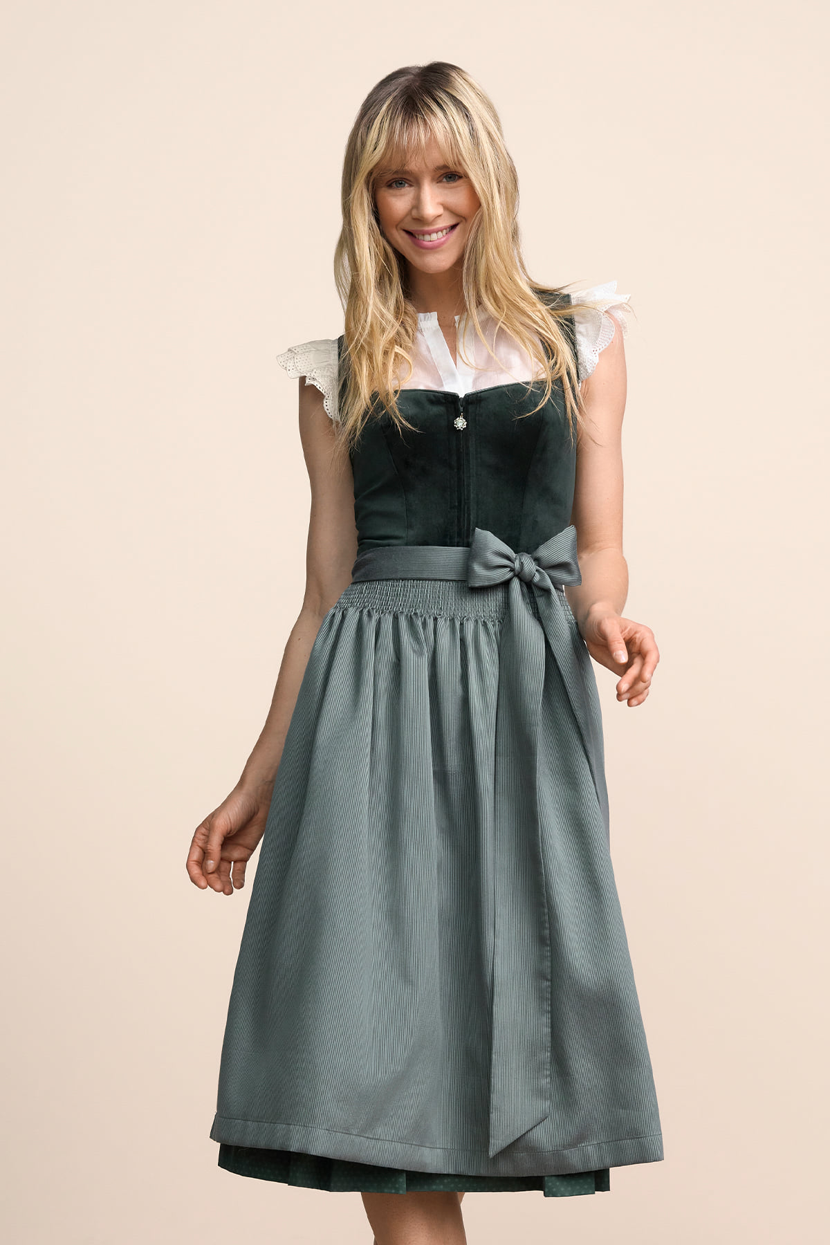 Dirndl Evelyn grün main image 1