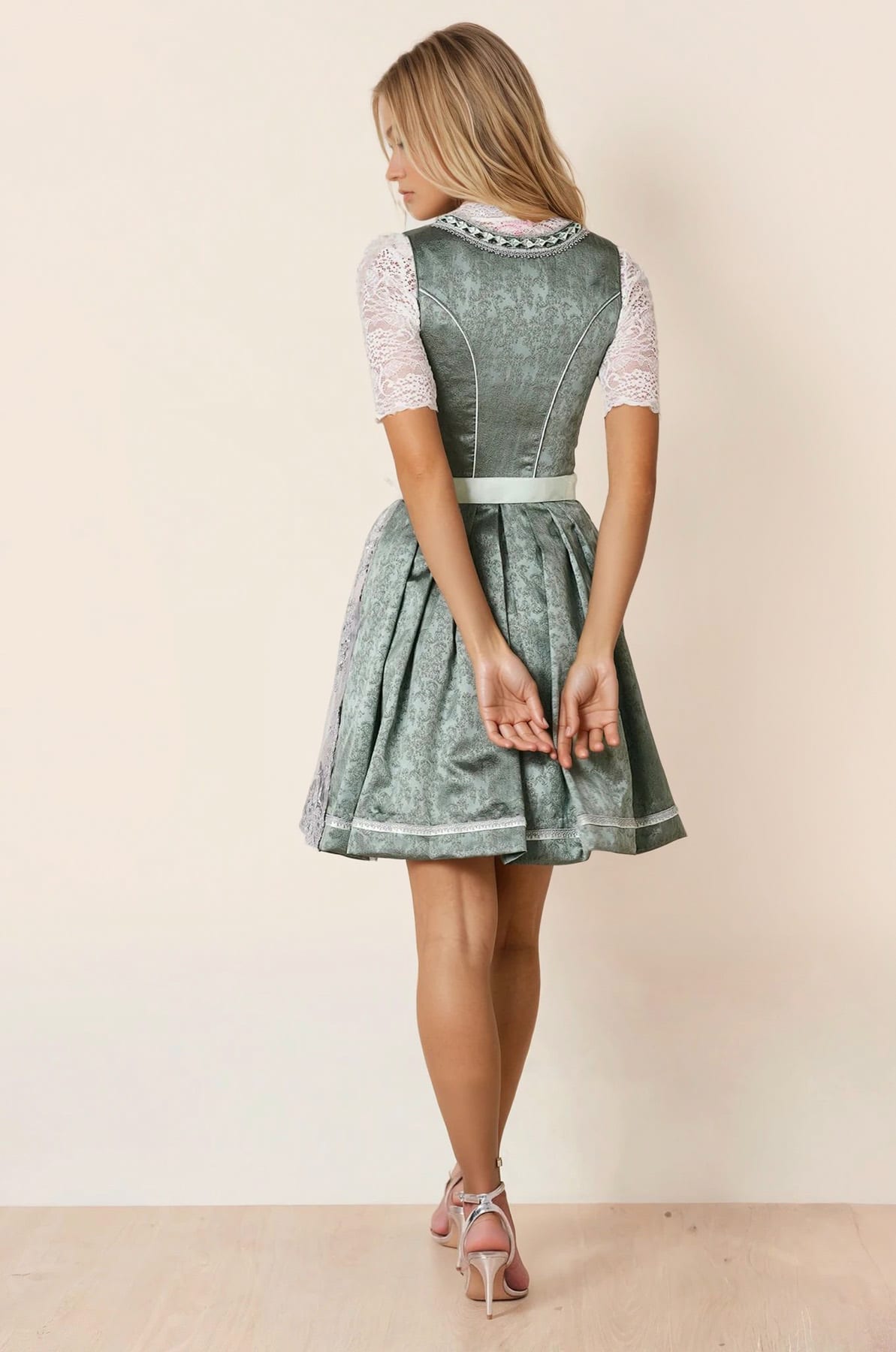 Dirndl Alara (50cm)