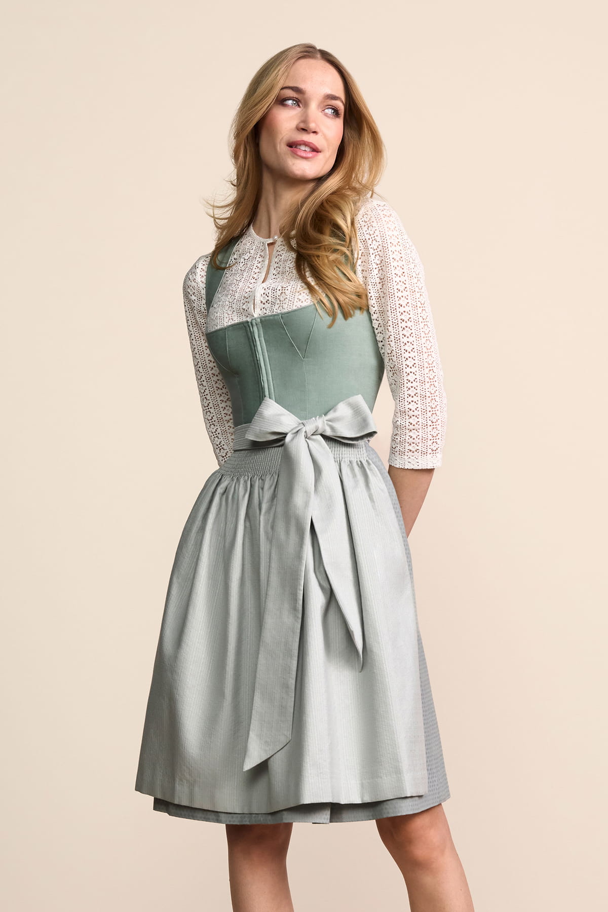 Dirndl Virelia (60cm)