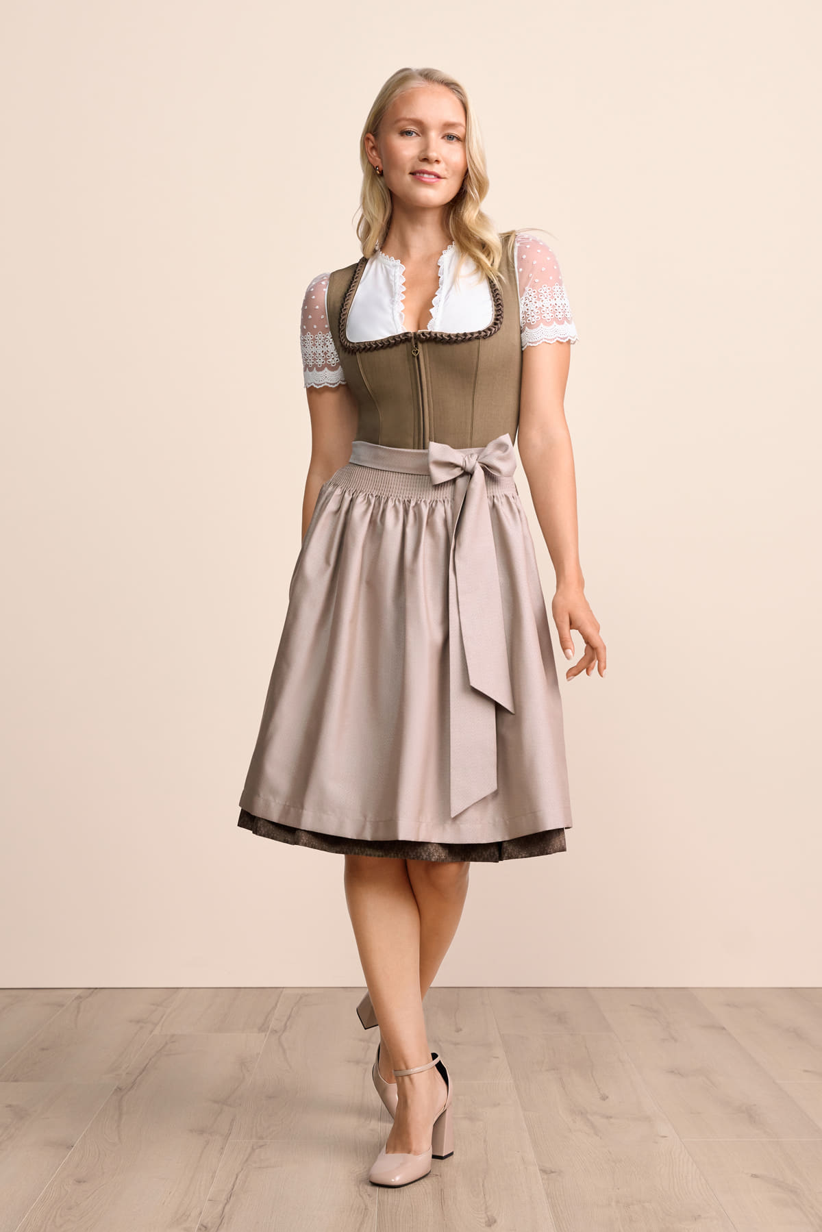 Dirndl Elorina (60cm)