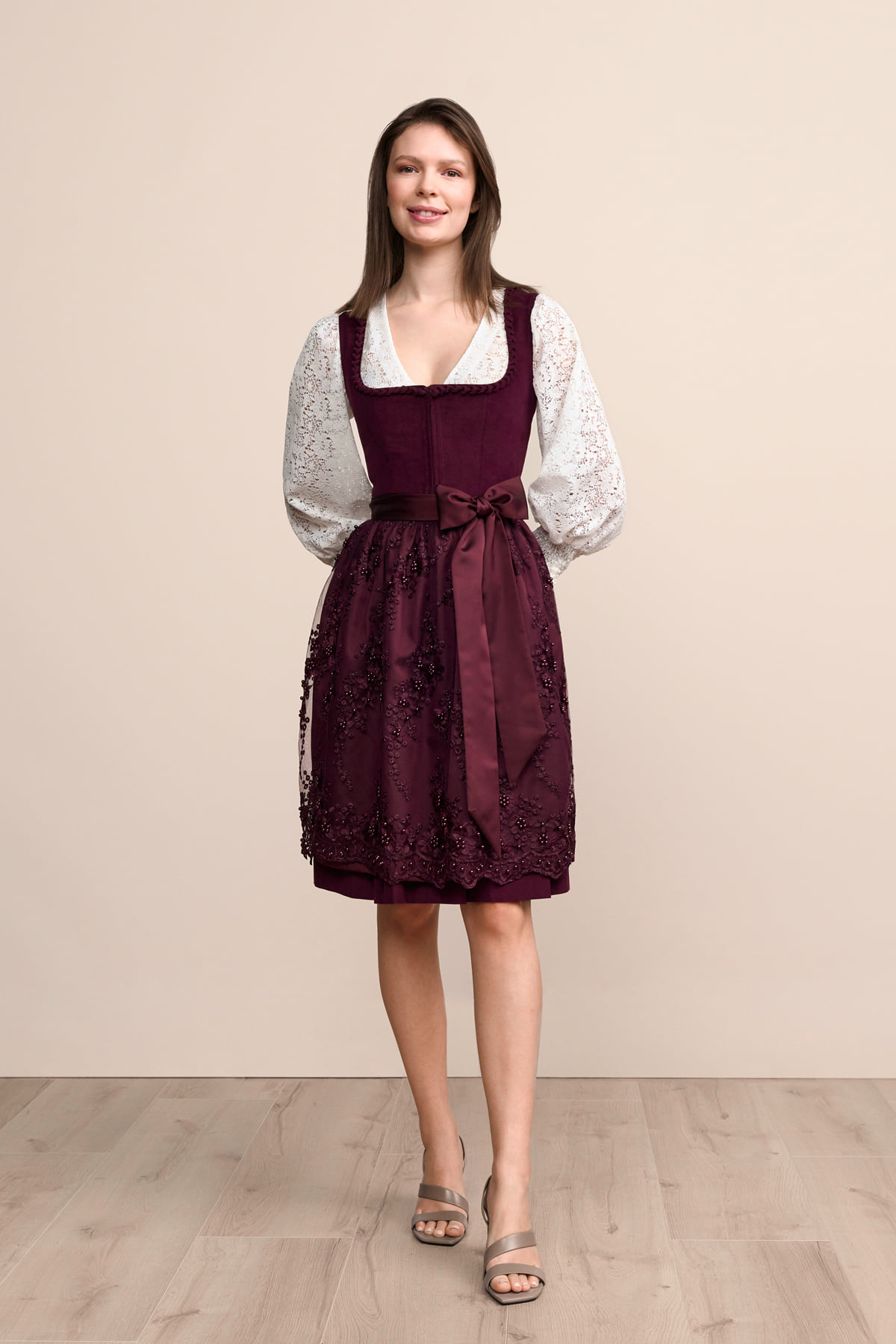 Dirndl Betty (60cm)