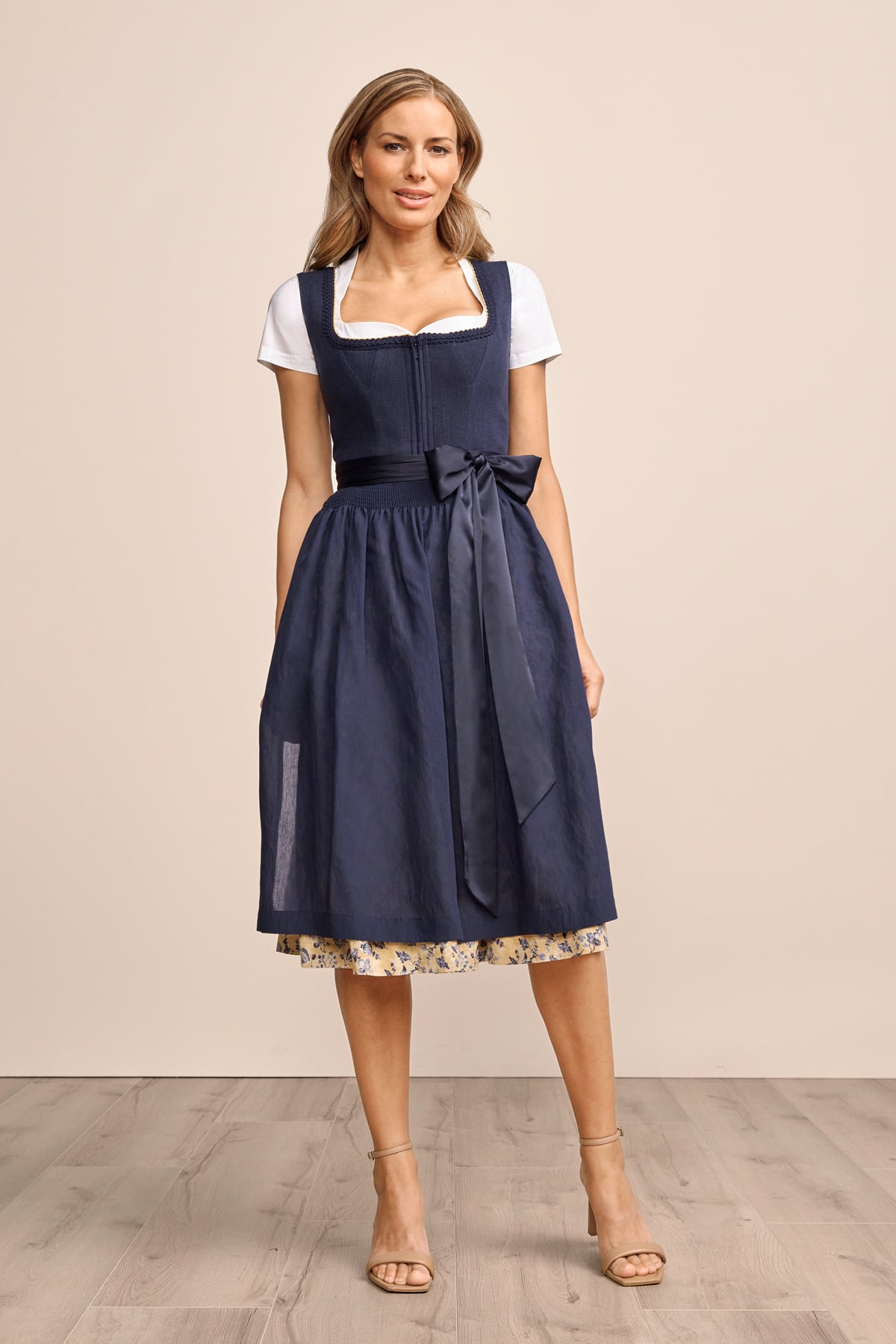 Dirndl Jadea (70cm)