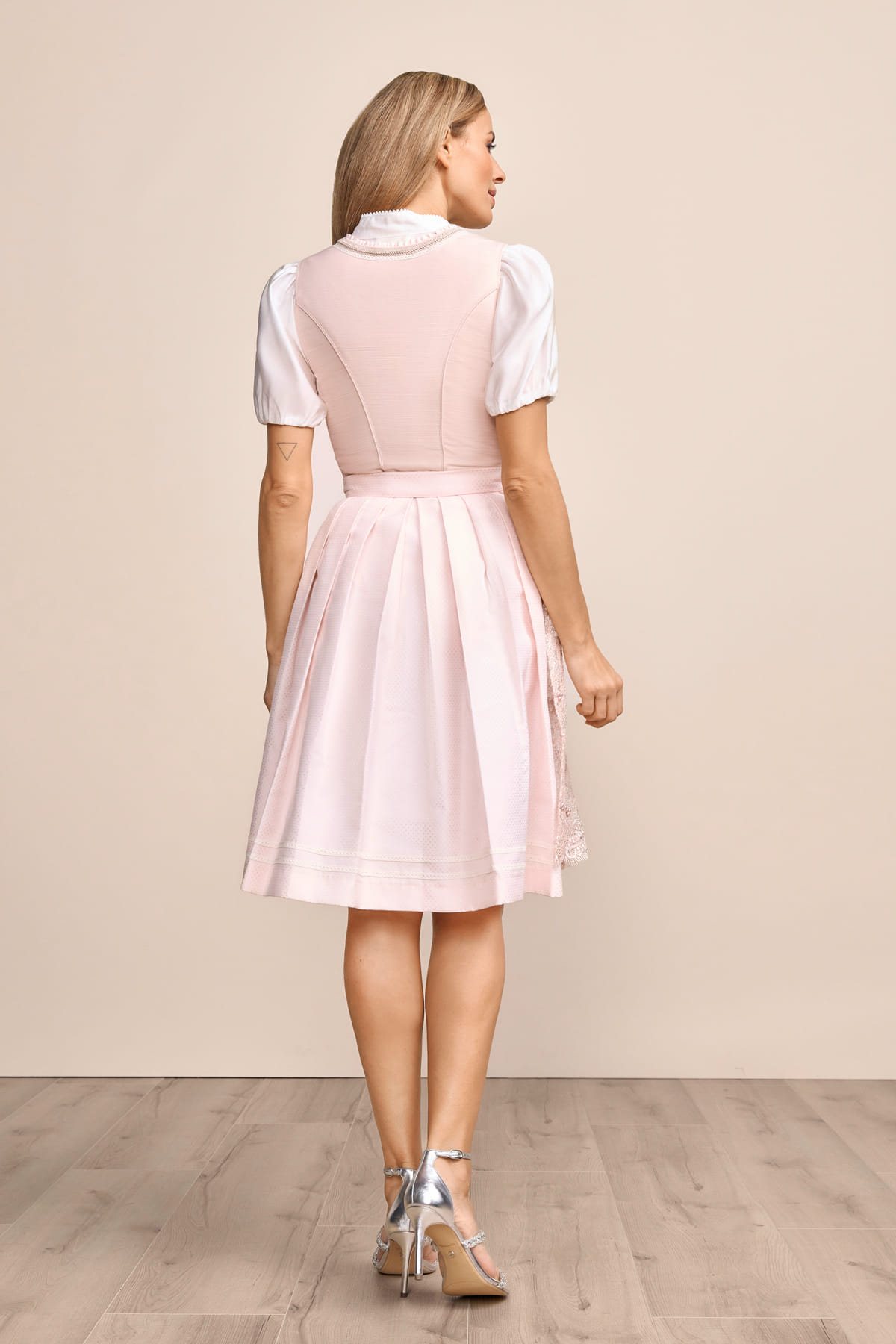 Dirndl Lesedi (60 cm)