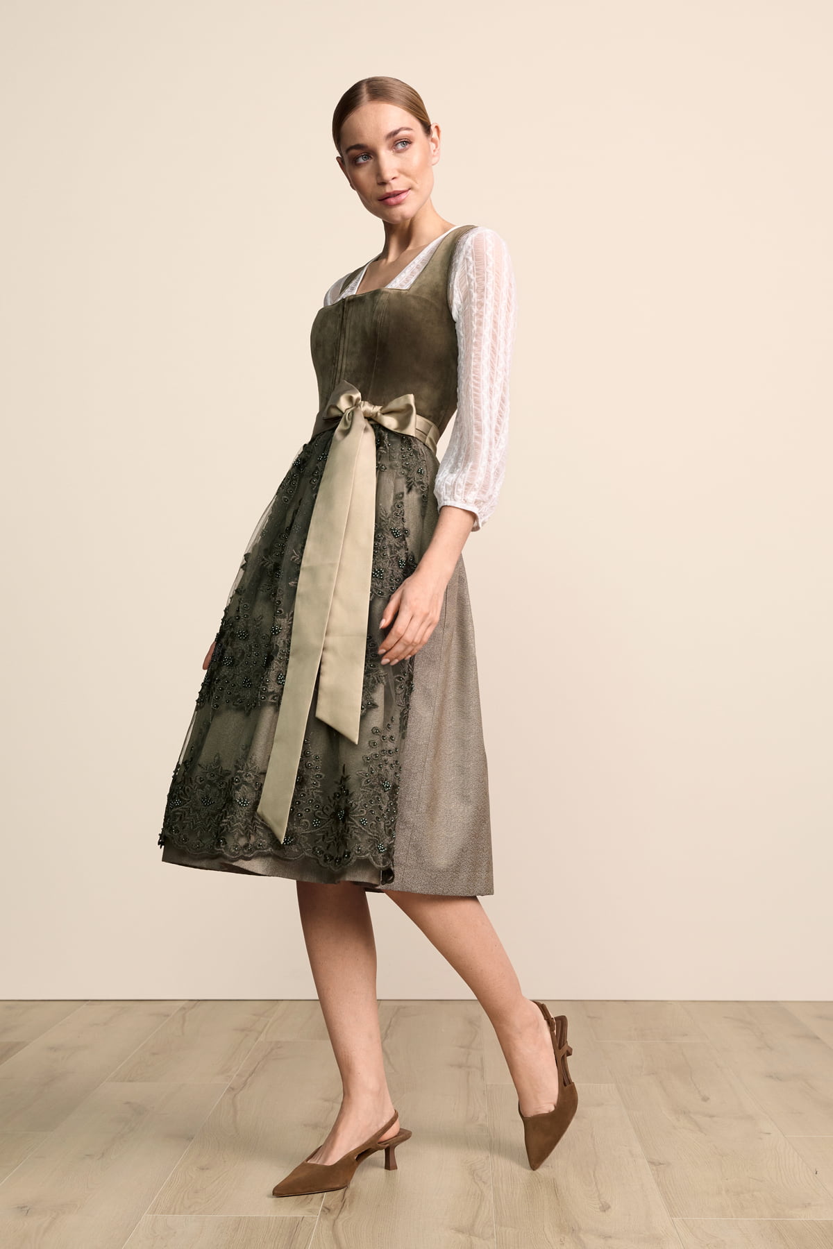 Dirndl Silja (70cm)