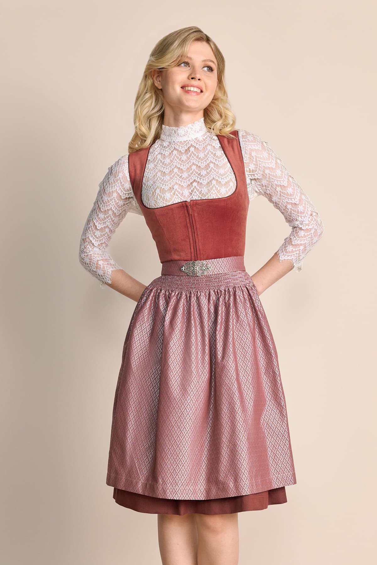Dirndl Nisa 60cm main image 1