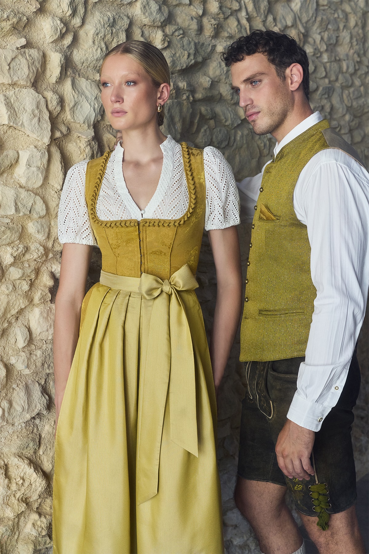 Dirndl Calyssia (70cm)