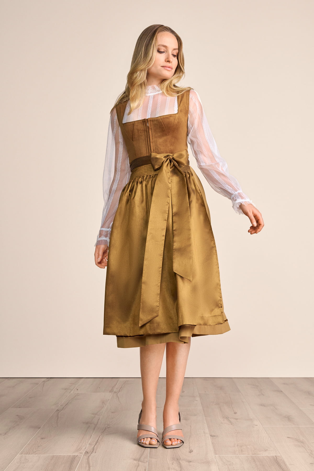 Dirndl Suzanne (70cm)